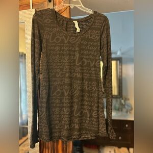 Lululemon Women's daily practice  Long Sleeve tee.